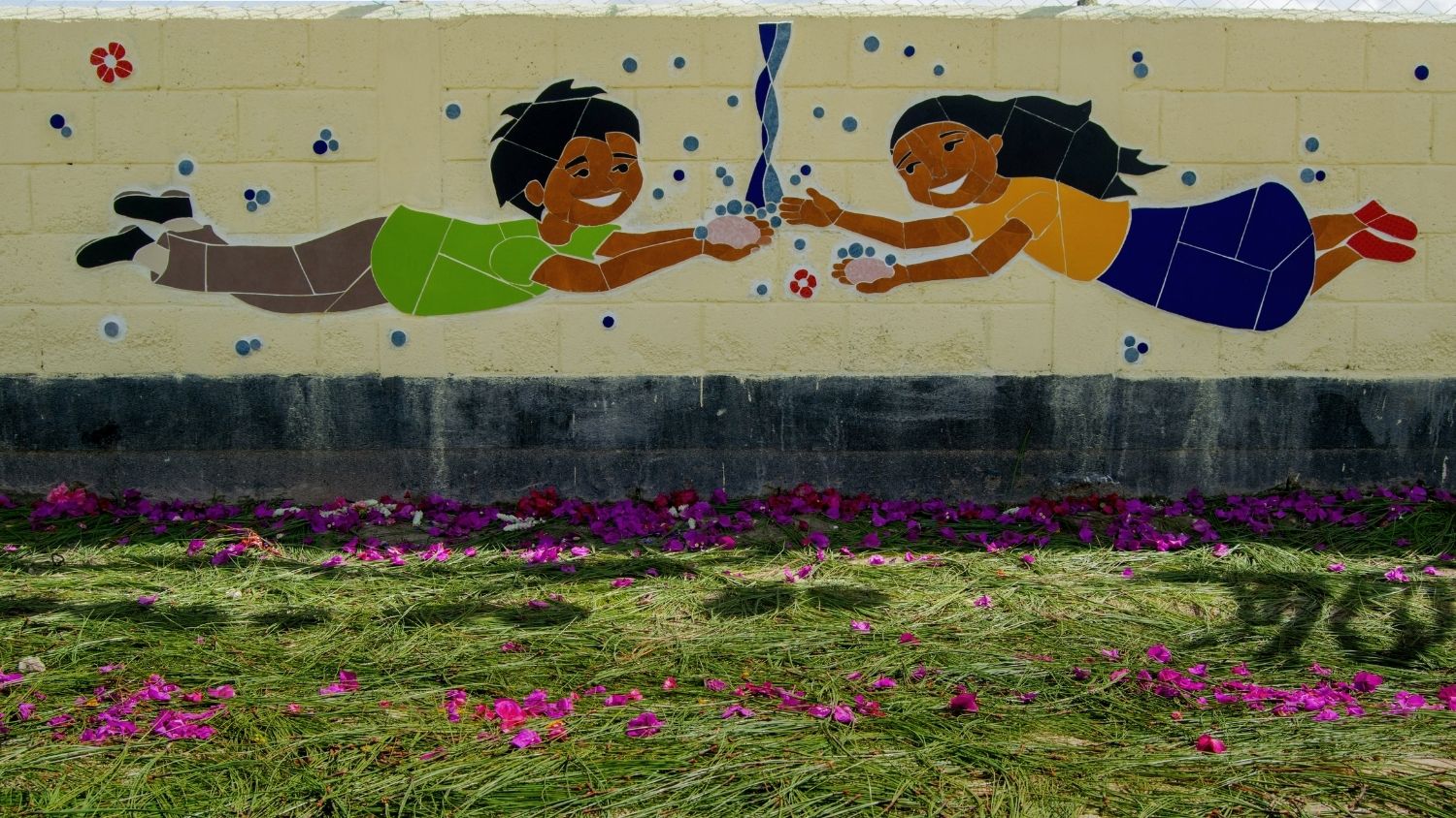 Mural Niños Saludables – Caserío Santa Elena, San Andrés Sajcabajá, Quiché, Guatemala