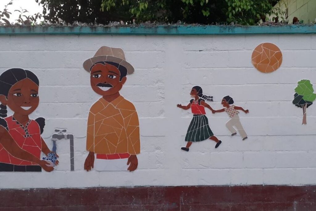 Mural-Escuela-Oficial-Urbana-Mixta-San-Andrés-Sajcabajá-Quiche-Guatemala